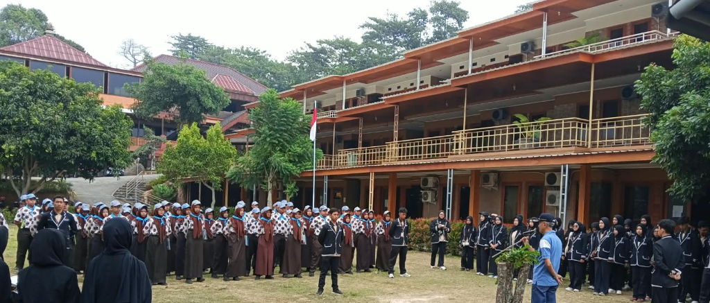 Dokumentasi Pelantikan OSIS & MPK SMADA